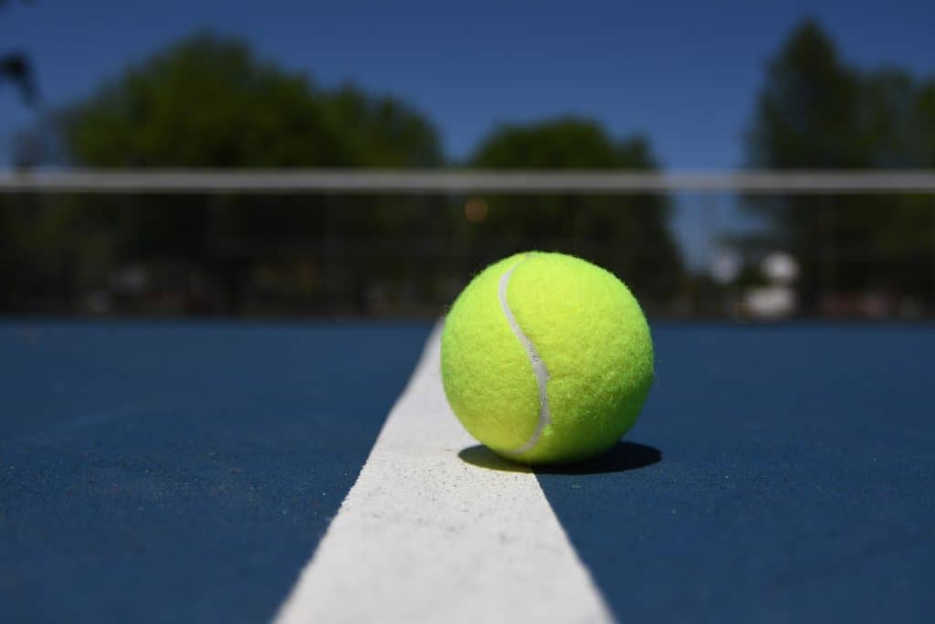 bild på en padelboll